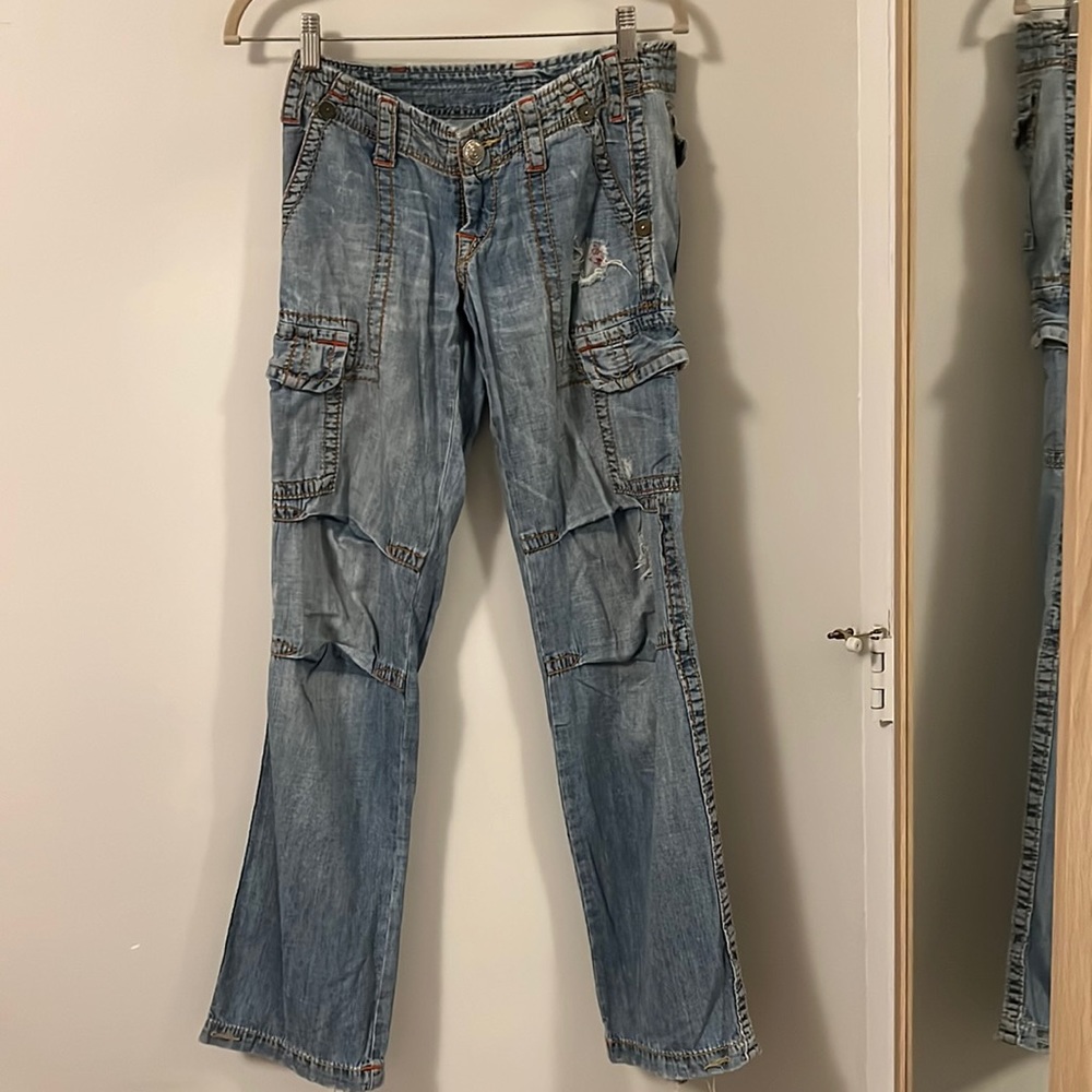True religion low waisted distressed jeans